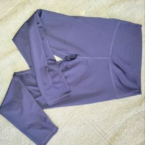 ECHT scrunch butt leggings periwinkle color (Size Large)